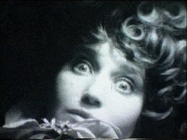 VALIE EXPORT Selbstportrait mit Kopf sixpackfilm VALIE EXPORT Selbstportrait mit Kopf sixpackfilm